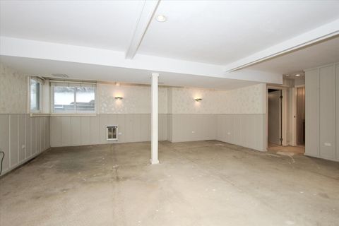 Tiny photo for 299 MALLARD POINT Point #D, Lake Barrington, IL 60010 (MLS # 12549419)