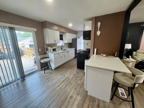 Tiny photo for 18269 Burnham Avenue, Lansing, IL 60438 (MLS # 12715586)