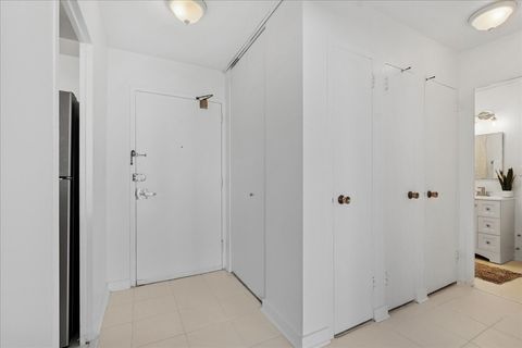 Tiny photo for 6301 N Sheridan Road #22D, Chicago, IL 60660 (MLS # 12499946)