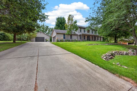 Tiny photo for 9123 Hardesty Run, Bloomington, IL 61705 (MLS # 12727606)