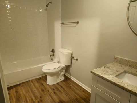 Tiny photo for 125 W Elk Trail #124, Carol Stream, IL 60188 (MLS # 12467323)