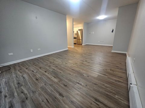 Tiny photo for 125 W Elk Trail #124, Carol Stream, IL 60188 (MLS # 12467323)