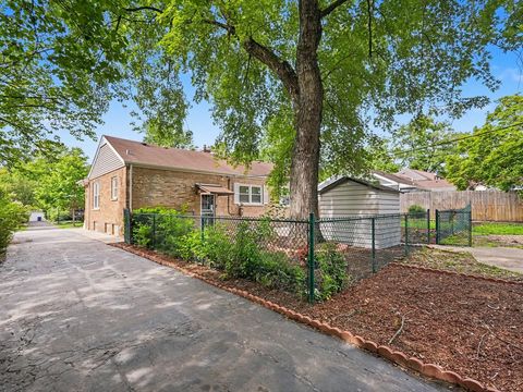 Tiny photo for 1650 Cedar Road, Homewood, IL 60430 (MLS # 12682651)