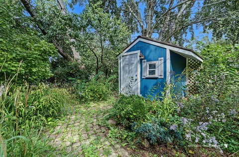 Tiny photo for 19 S Hawthorne Boulevard, Mundelein, IL 60060 (MLS # 12759137)
