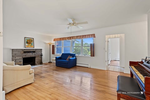 Tiny photo for 19 S Hawthorne Boulevard, Mundelein, IL 60060 (MLS # 12759137)