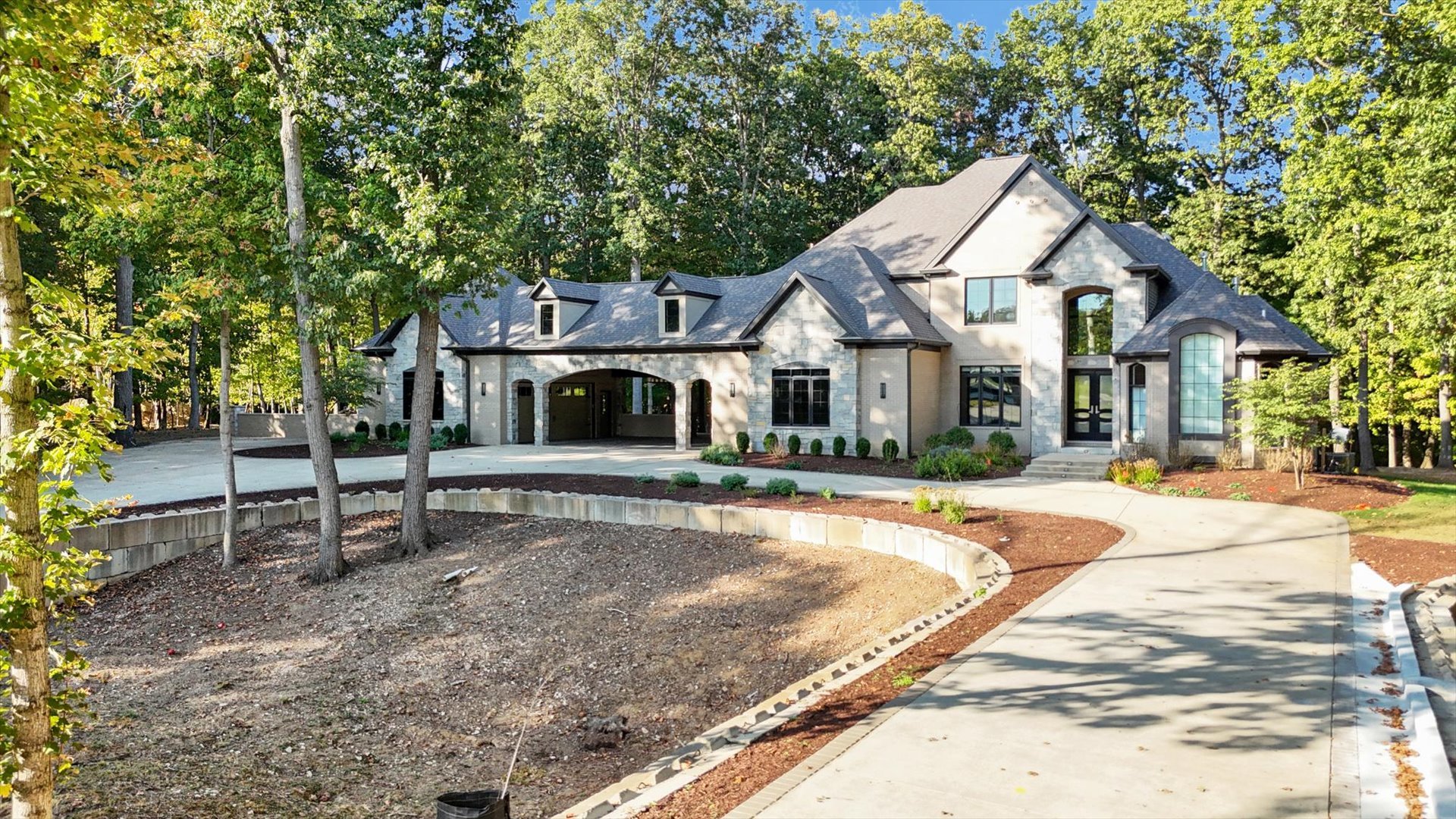 1410 E White Oak Road