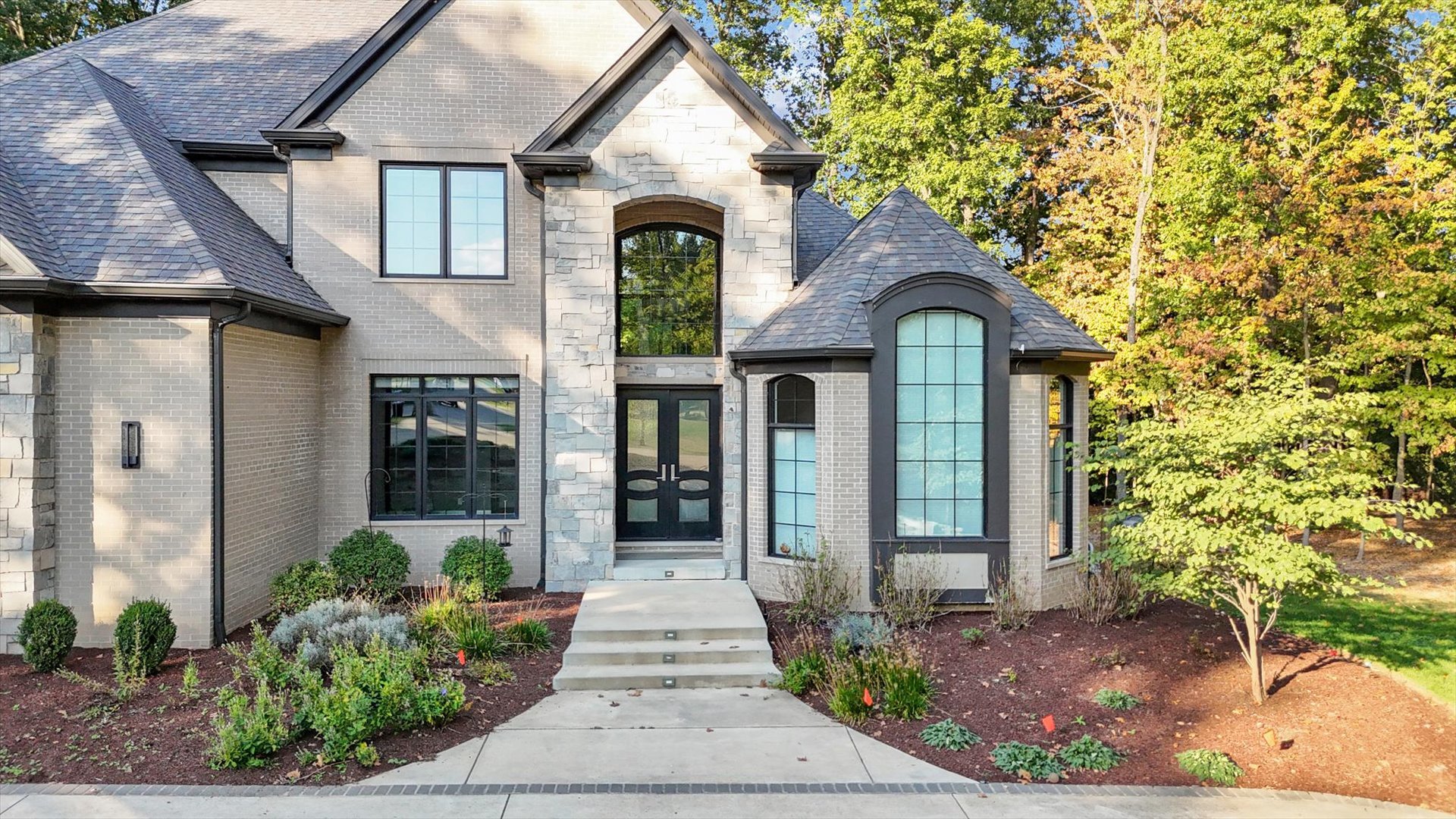 1410 E White Oak Road