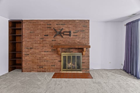Tiny photo for 196 Grove Avenue #B, Des Plaines, IL 60016 (MLS # 12700992)