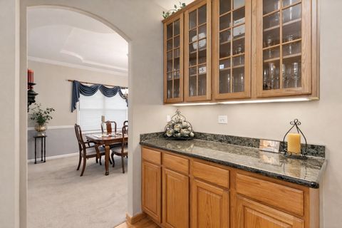 Tiny photo for 2 Margate Court, Lake In The Hills, IL 60156 (MLS # 12523896)