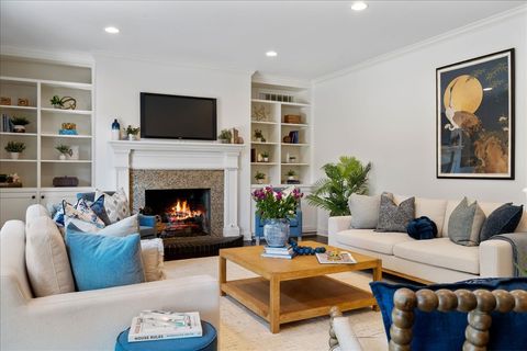 Tiny photo for 180 Apple Tree Road, Winnetka, IL 60093 (MLS # 12488843)