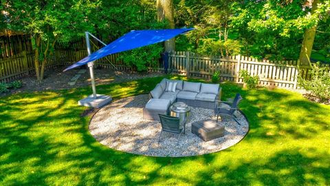 Tiny photo for 180 Apple Tree Road, Winnetka, IL 60093 (MLS # 12488843)