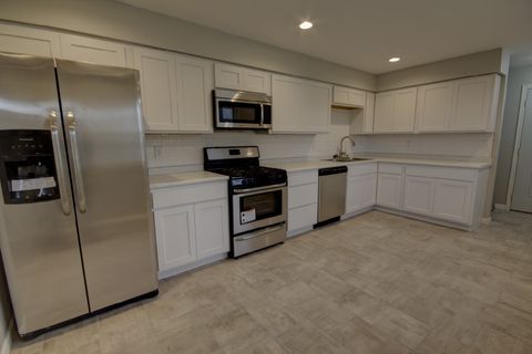 Tiny photo for 5125 W 49th Street, Davenport, IA 52806 (MLS # 12592692)