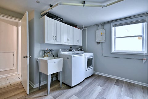 Tiny photo for 1652 Heidorn Avenue, Westchester, IL 60154 (MLS # 12782268)
