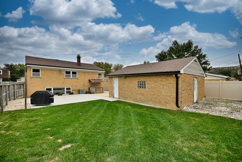 Tiny photo for 1652 Heidorn Avenue, Westchester, IL 60154 (MLS # 12782268)