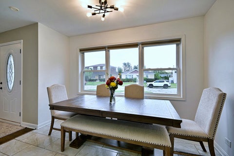 Tiny photo for 1652 Heidorn Avenue, Westchester, IL 60154 (MLS # 12782268)