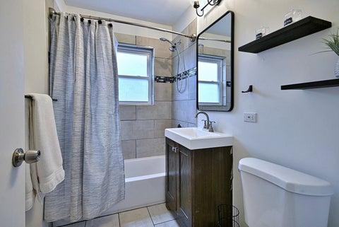 Tiny photo for 1652 Heidorn Avenue, Westchester, IL 60154 (MLS # 12782268)
