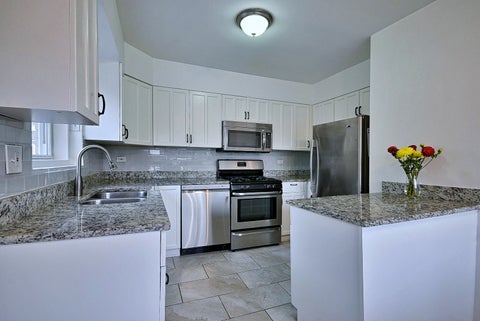 Tiny photo for 1652 Heidorn Avenue, Westchester, IL 60154 (MLS # 12782268)