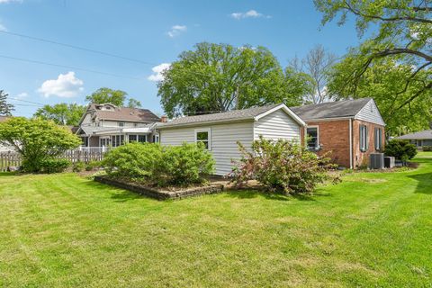 Tiny photo for 836 Lyford Lane, Wheaton, IL 60189 (MLS # 12626920)