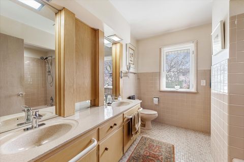 Tiny photo for 631 S Fern Court, Elmhurst, IL 60126 (MLS # 12617862)