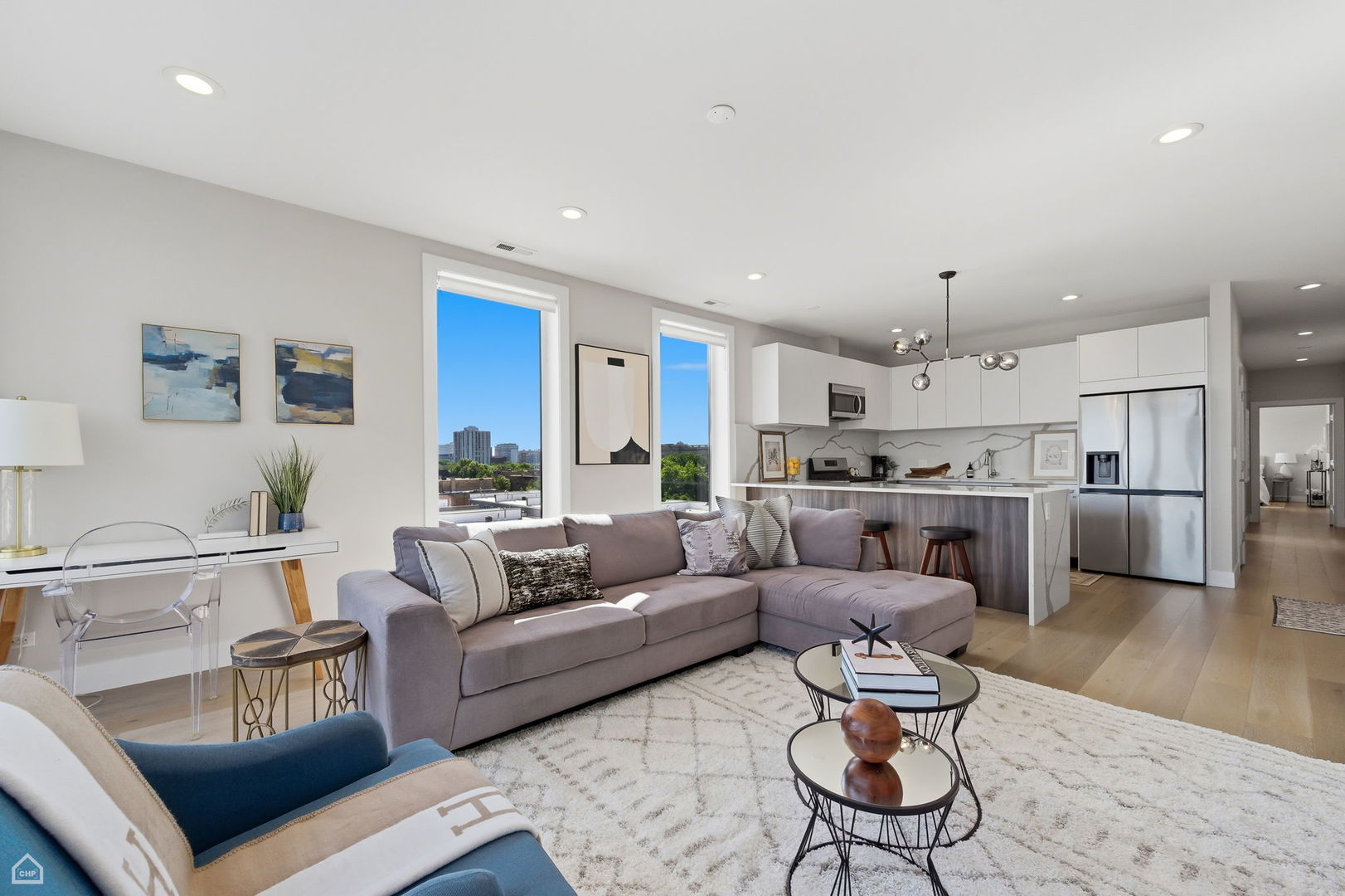 2342 W Adams Street 505