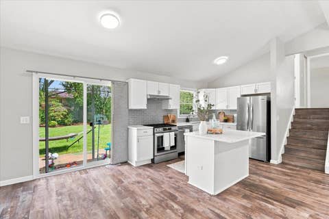 Tiny photo for 609 BALDWIN Avenue, Waukegan, IL 60085 (MLS # 12740968)