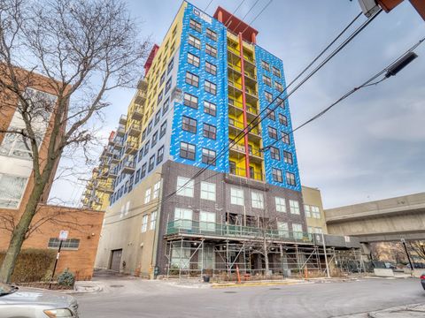 Tiny photo for 1122 W Catalpa Avenue #611, Chicago, IL 60640 (MLS # 12531818)