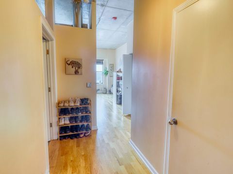 Tiny photo for 1122 W Catalpa Avenue #611, Chicago, IL 60640 (MLS # 12531818)