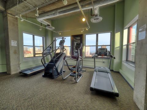 Tiny photo for 1122 W Catalpa Avenue #611, Chicago, IL 60640 (MLS # 12531818)