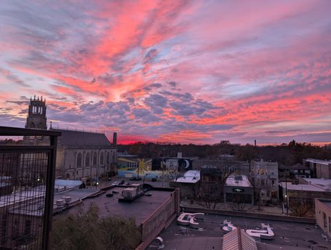 Tiny photo for 1122 W Catalpa Avenue #611, Chicago, IL 60640 (MLS # 12531818)