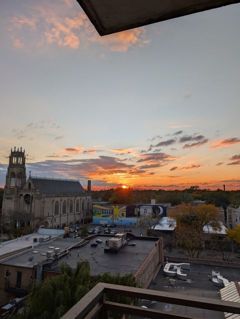 Tiny photo for 1122 W Catalpa Avenue #611, Chicago, IL 60640 (MLS # 12531818)