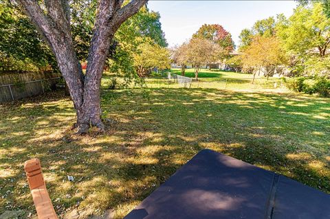 Tiny photo for 911 COLONADE Road, Shorewood, IL 60404 (MLS # 12576659)