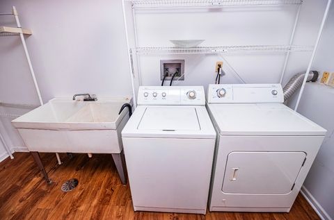 Tiny photo for 911 COLONADE Road, Shorewood, IL 60404 (MLS # 12576659)