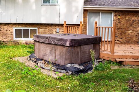 Tiny photo for 911 COLONADE Road, Shorewood, IL 60404 (MLS # 12576659)