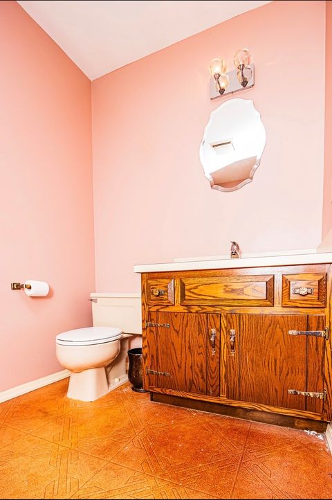 Tiny photo for 911 COLONADE Road, Shorewood, IL 60404 (MLS # 12576659)