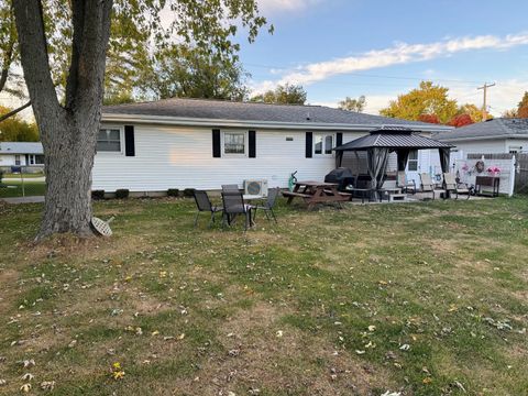 Tiny photo for 1116 Eastview Drive, Paxton, IL 60957 (MLS # 12507422)
