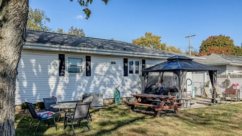 Tiny photo for 1116 Eastview Drive, Paxton, IL 60957 (MLS # 12507422)