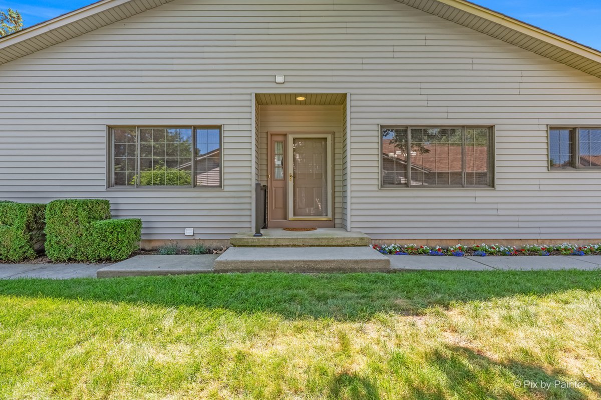 107 Fawn Lane