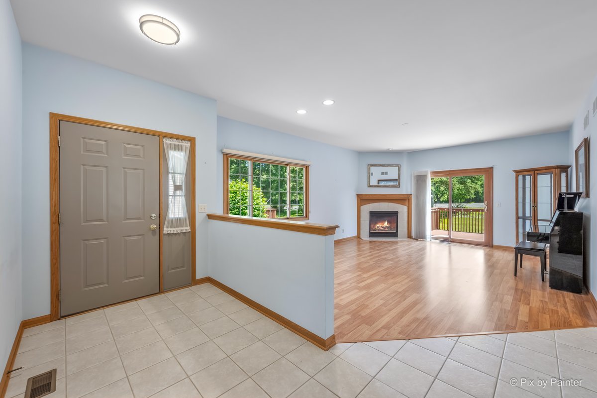 107 Fawn Lane