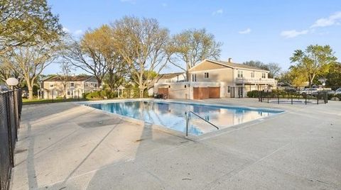 Tiny photo for 1208 Quincy Court, Wheeling, IL 60090 (MLS # 12503741)