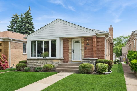 Photo of Chicago, IL 60646 (MLS # 12669503)
