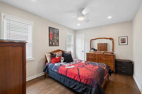 Tiny photo for 6341 N Tripp Avenue, Chicago, IL 60646 (MLS # 12669503)