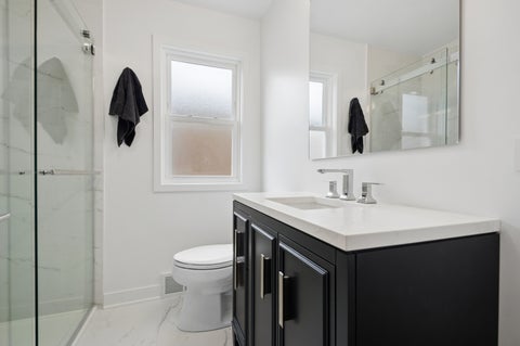 Tiny photo for 6341 N Tripp Avenue, Chicago, IL 60646 (MLS # 12669503)