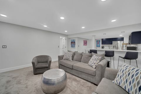 Tiny photo for 35 CHARLES Court, Vernon Hills, IL 60061 (MLS # 12483722)