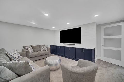 Tiny photo for 35 CHARLES Court, Vernon Hills, IL 60061 (MLS # 12483722)