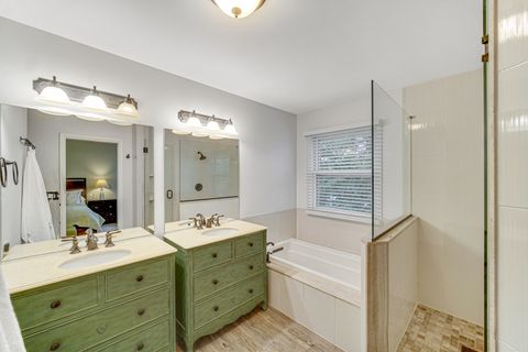 Tiny photo for 35 CHARLES Court, Vernon Hills, IL 60061 (MLS # 12483722)