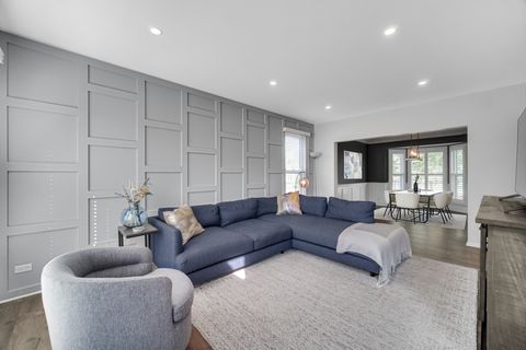 Tiny photo for 35 CHARLES Court, Vernon Hills, IL 60061 (MLS # 12483722)