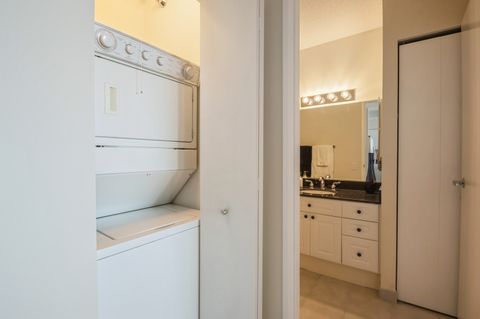 Tiny photo for 512 N Mcclurg Court #4806, Chicago, IL 60611 (MLS # 12533518)