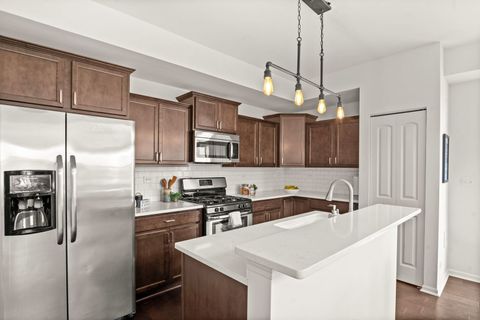 Tiny photo for 671 Anchorage Court, Pingree Grove, IL 60140 (MLS # 12622324)