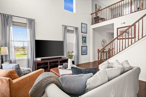 Tiny photo for 671 Anchorage Court, Pingree Grove, IL 60140 (MLS # 12622324)