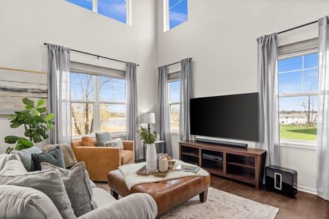 Tiny photo for 671 Anchorage Court, Pingree Grove, IL 60140 (MLS # 12622324)